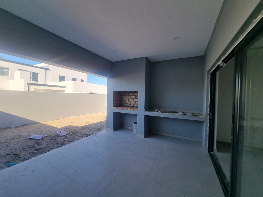 4 Bedroom Property for Sale in Sandown Western Cape
